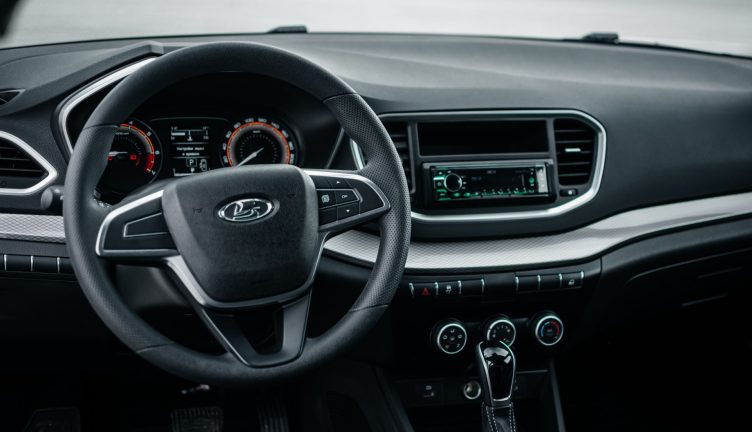 Lada Vesta