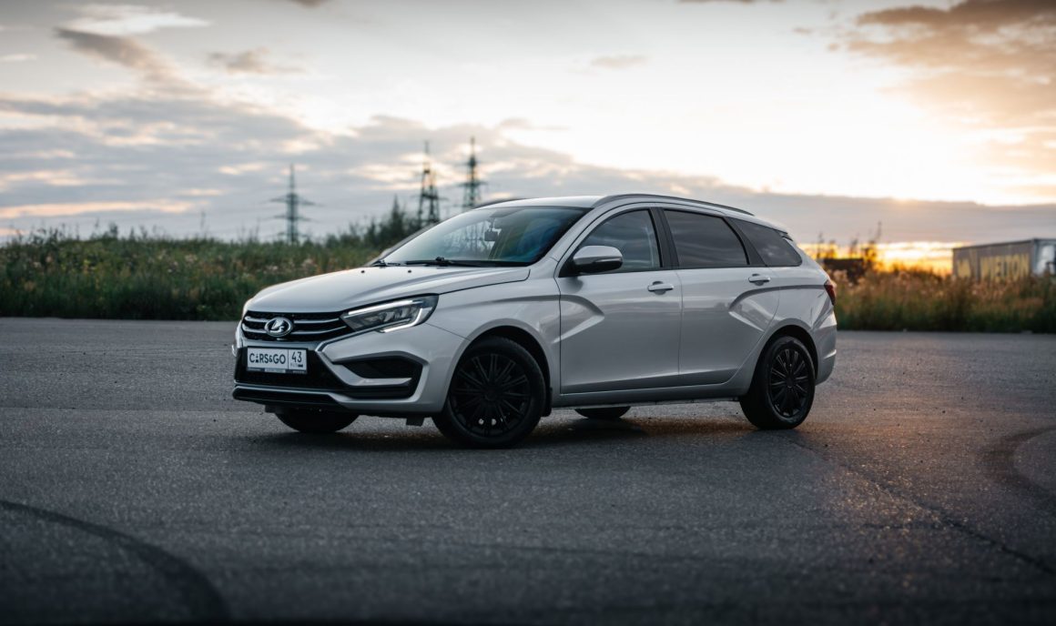 Lada Vesta SV AT