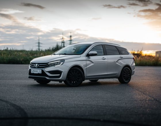 Lada Vesta SV AT