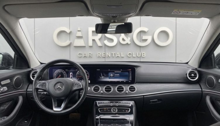 Mercedes-benz E200